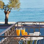 فندق The Gardens Gallery غزيلوكاسترون