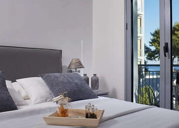 The Gardens Gallery 3* Xilókasztro