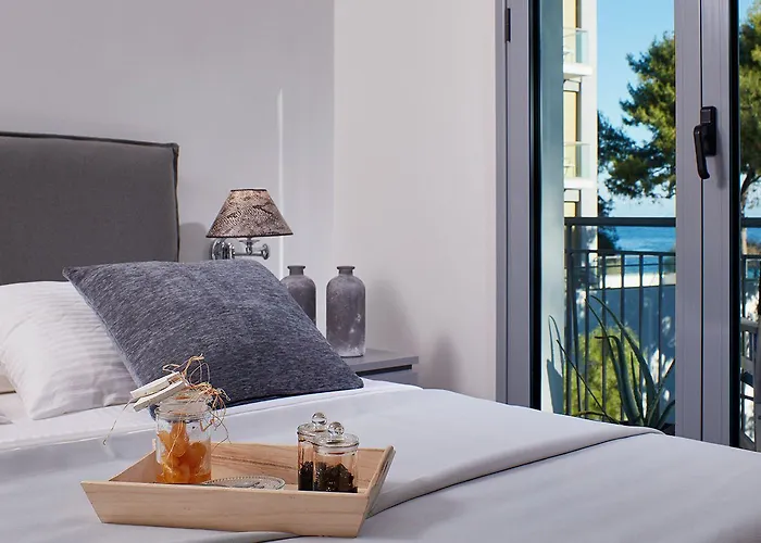 Hotel The Gardens Gallery 3*