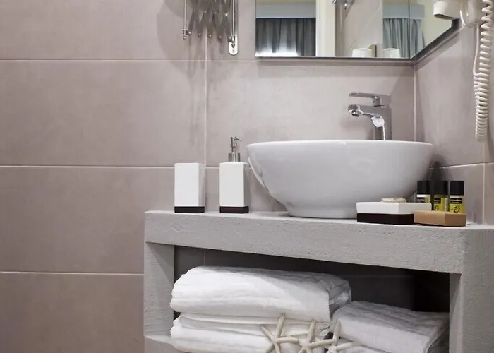 The Gardens Gallery Hotel 3*