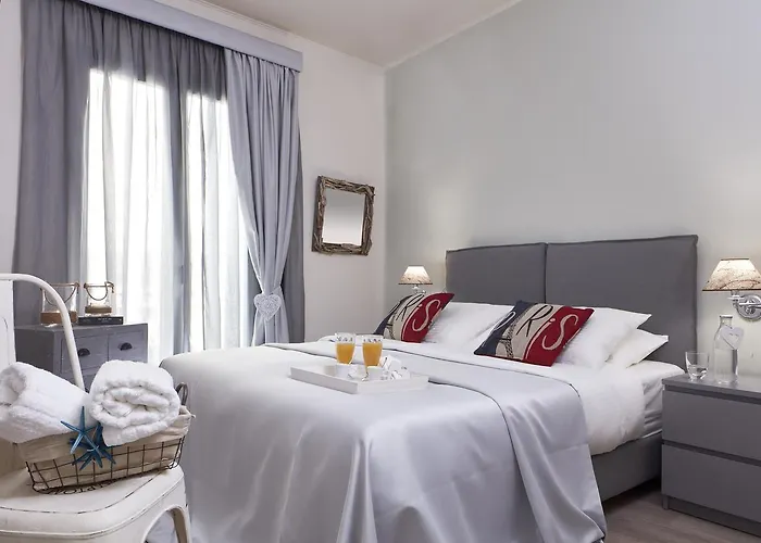 The Gardens Gallery 3* Xilókasztro